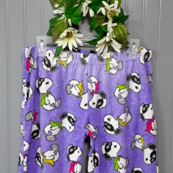 Peanuts Snoopy Pajama Pants - Picture 3 of 10